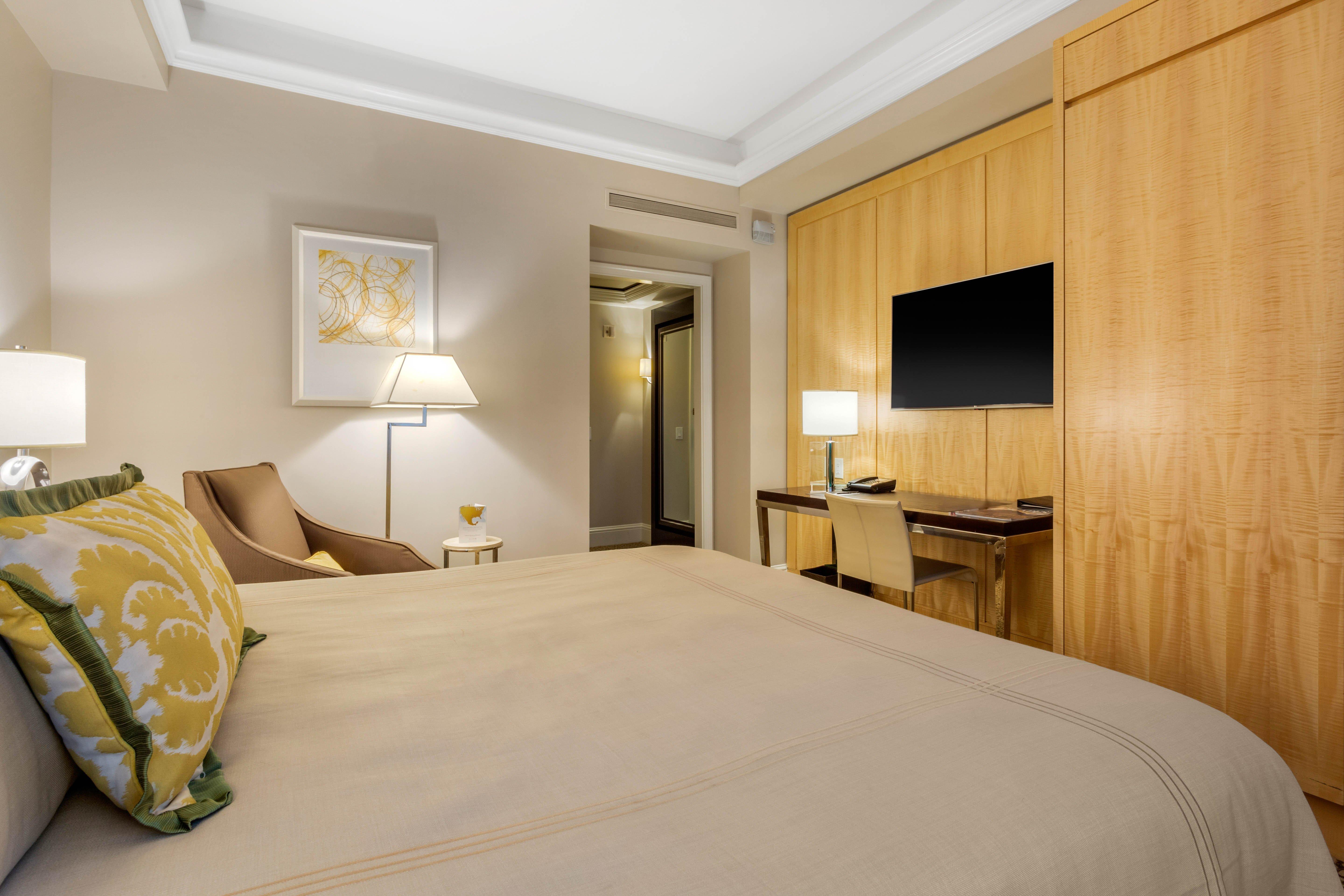 Omni Berkshire Place New York Exterior photo